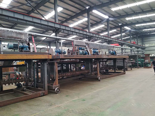 雞糞有機(jī)肥翻拋機(jī)多少錢一臺