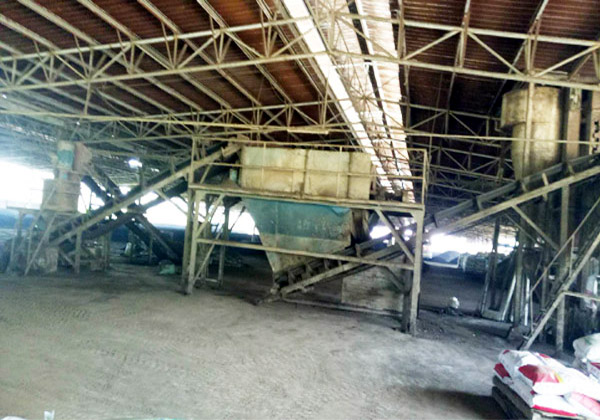 雞糞有機肥生產(chǎn)設(shè)備日常維護需要注意哪些？