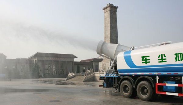 多功能抑塵車-車載式噴霧機 多功能抑塵車-車載式噴霧機