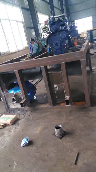 有機(jī)肥設(shè)備生產(chǎn)中圖4 有機(jī)肥設(shè)備生產(chǎn)中圖4