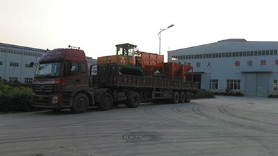 有機肥加工設備發(fā)貨現(xiàn)場圖6