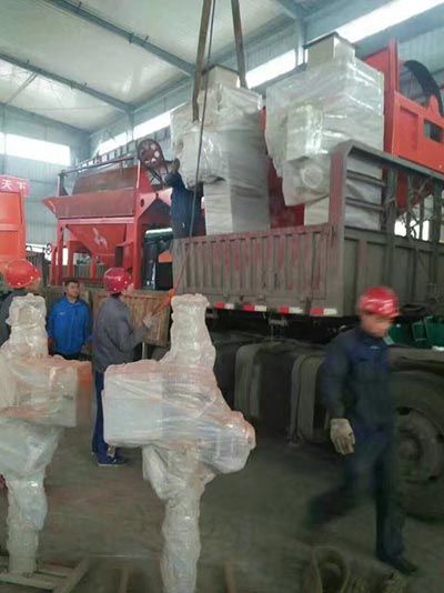 有機肥設(shè)備發(fā)貨現(xiàn)場圖7