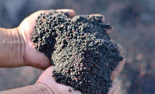 有機(jī)肥和化肥比哪個好？