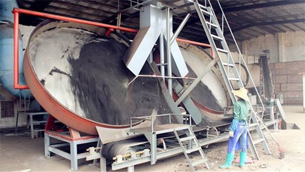 有機肥圓盤造粒機與擠壓造粒機設(shè)備哪個好用？工藝對比