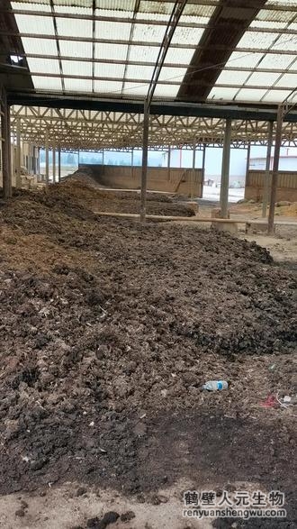 雞糞水份大到底影響不影響發(fā)酵？